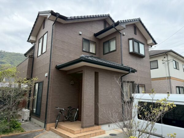LINE_ALBUM_松本様邸 鬼無町_261001_1 高松市鬼無町・外壁塗装before画像
